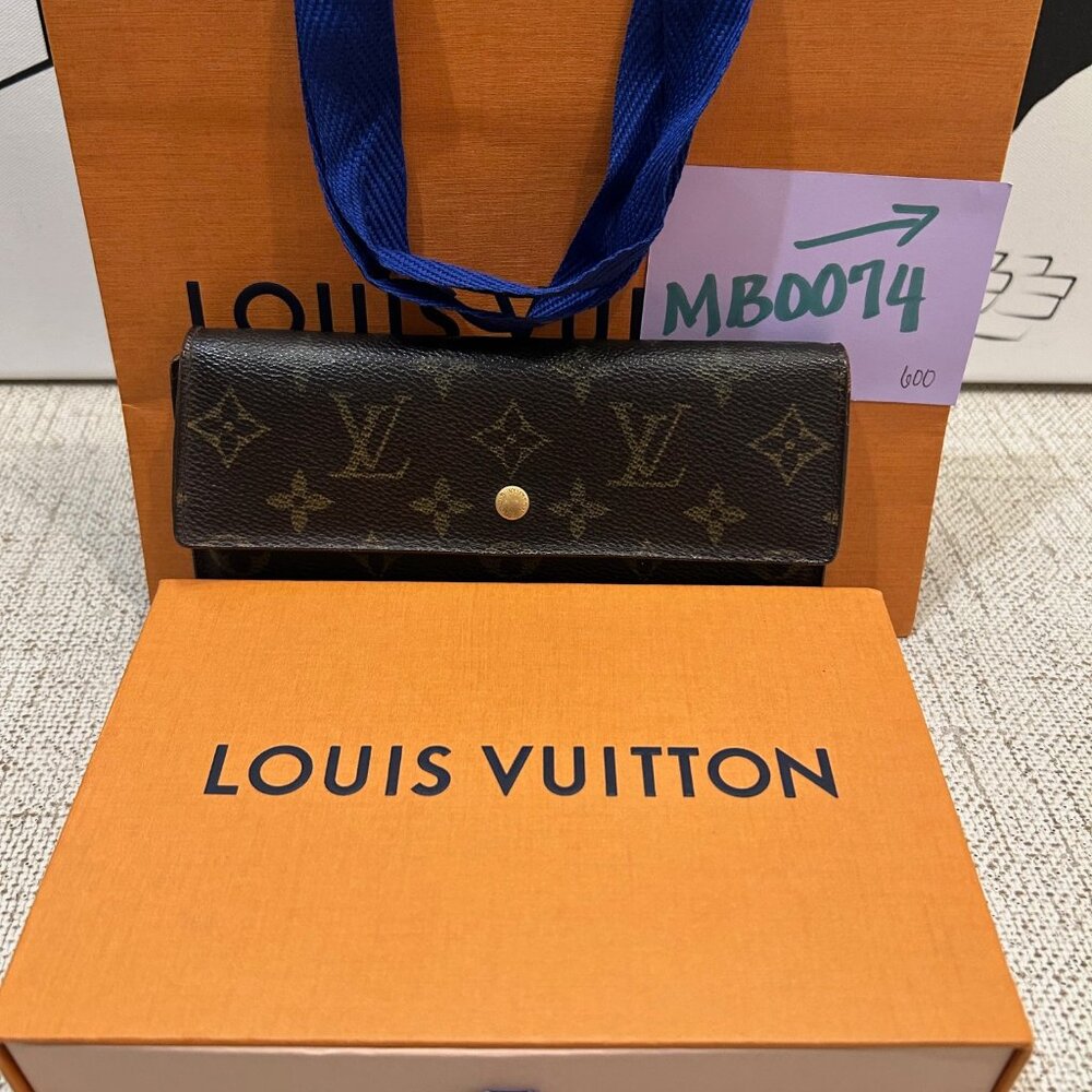 Louis Vuitton Brown Monogram Wallet - Picture 3 of 15